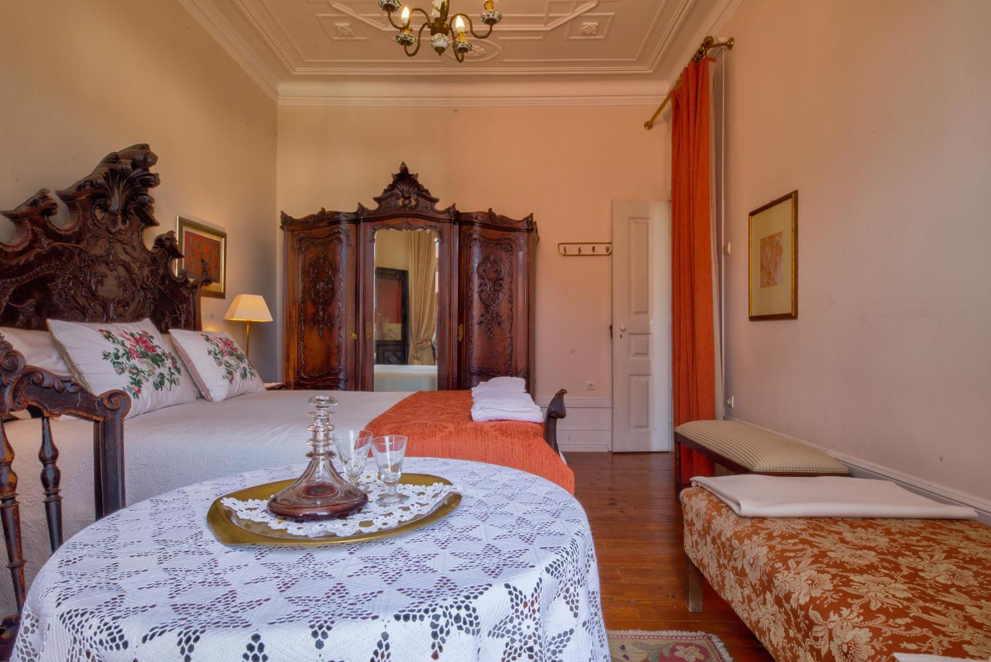 Adore Portugal Coimbra Guest House Exterior photo