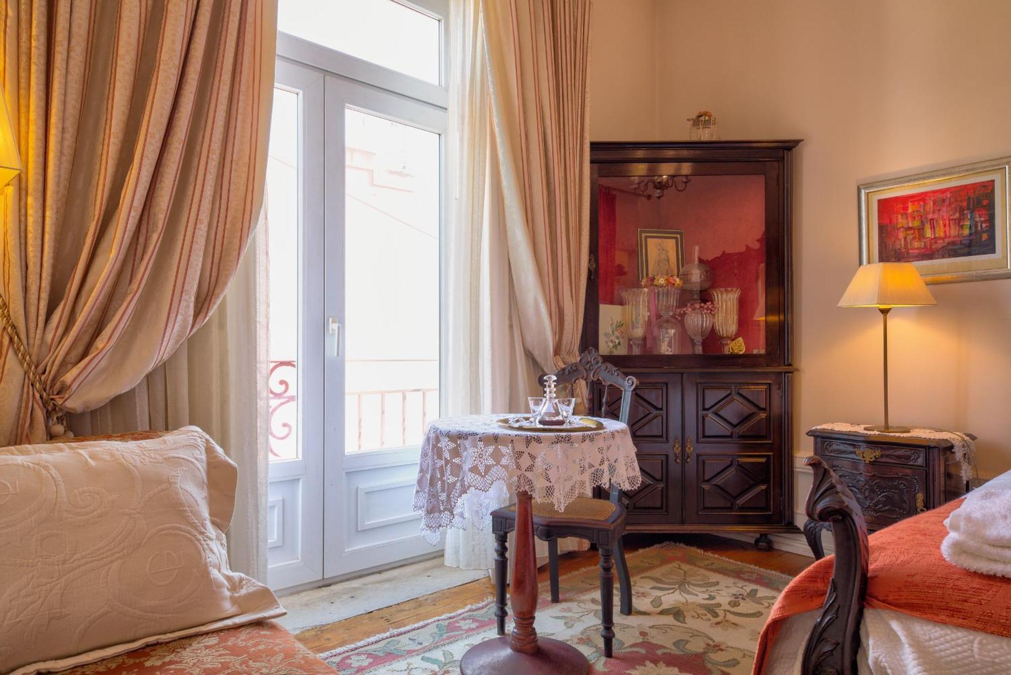 Adore Portugal Coimbra Guest House Exterior photo